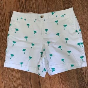 Dockers White PalmTree Bermuda Shorts🖤must bundle